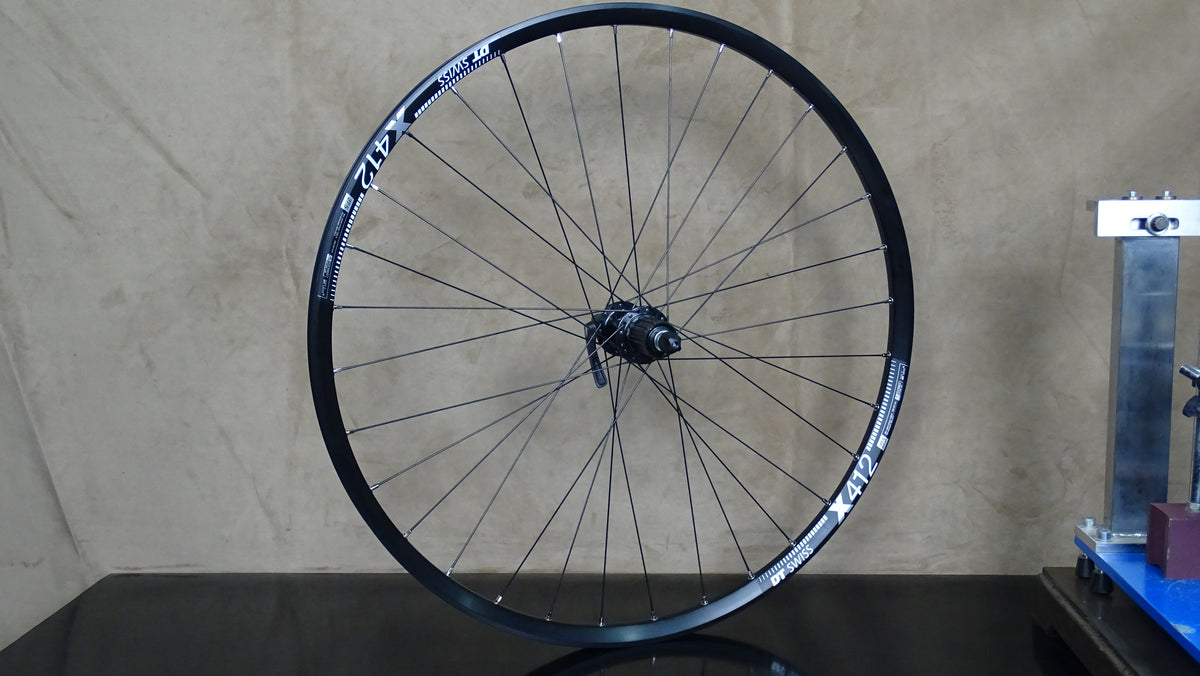 Ruota anteriore Shimano Dura-Ace R9270-C50 Carbonio Disco per tubolare Ruota anteriore Shimano Dura-Ace R9270-C50 Carbonio Disco per tubolare